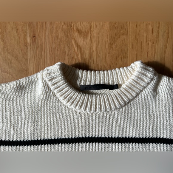 Jenni Kayne Chloe Sweater size small - Picture 4 of 5